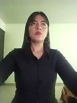 hailey85 online show from April 8, 5:47 pm