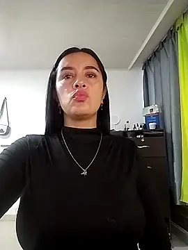 hailey85 online show from April 16, 10:01 pm