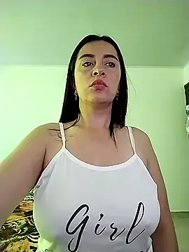 hailey85 online show from January 9, 4:36 pm