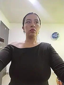 hailey85 online show from May 31, 8:31 pm