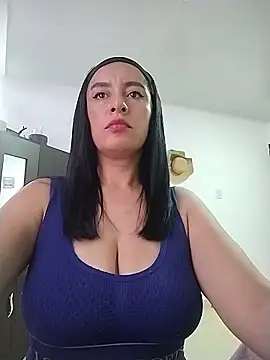 Snapshot of hailey85 chatting on June 14, 7:37 pm hailey85 online show from June 14, 7:37 pm