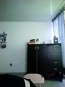 Snapshot of hailey85 chatting on November 1, 10:03 pm hailey85 online show from November 1, 10:03 pm