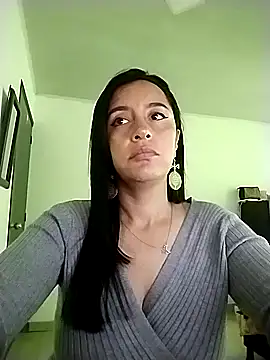 Snapshot of hailey85 chatting on October 1, 8:35 pm hailey85 online show from October 1, 8:35 pm