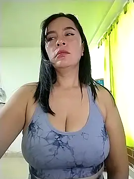 hailey85 online show from May 9, 6:11 pm