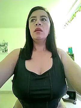 hailey85 online show from December 14, 1:06 pm