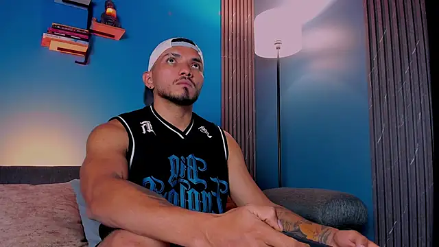 maximusclark1 online show from October 23, 8:51 pm