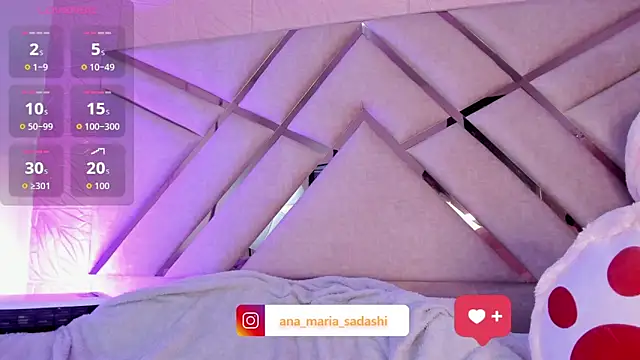 sadashi moon  online show from October 31, 12:24 pm