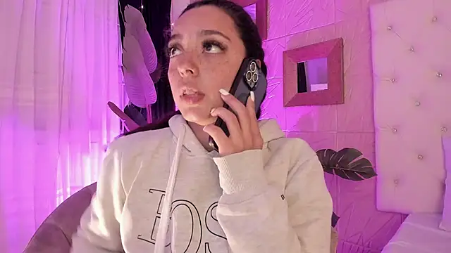 sadashi moon  online show from March 21, 12:29 am