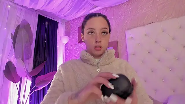 sadashi moon  online show from March 22, 2:59 am