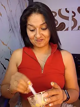 elena jonees online show from May 20, 8:28 pm
