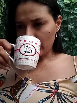 Snapshot of elena_jonees chatting on September 30, 8:04 pm elena jonees online show from September 30, 8:04 pm