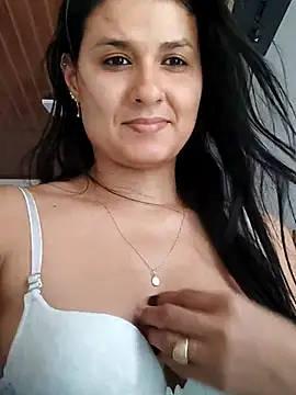 Snapshot of elena_jonees chatting on March 3, 6:35 pm elena jonees online show from March 3, 6:35 pm