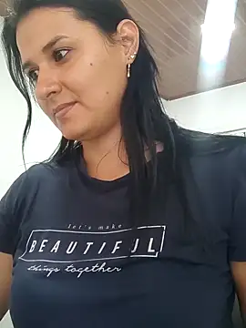 Snapshot of elena_jonees chatting on March 18, 7:22 pm elena jonees online show from March 18, 7:22 pm