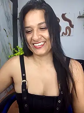elena jonees online show from April 29, 8:37 pm