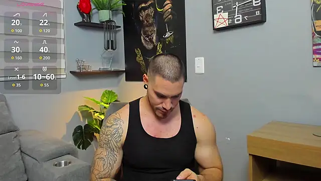 Snapshot of Giorgio-Leone chatting on September 12, 11:48 pm Giorgio-Leone online show from September 12, 11:48 pm