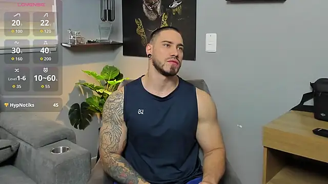 Giorgio-Leone online show from November 28, 6:19 pm