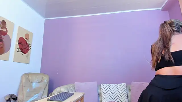 nathalie rossel online show from March 11, 7:08 pm