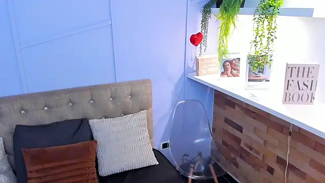 Snapshot of nathalie_rossel chatting on November 4, 7:17 pm nathalie rossel online show from November 4, 7:17 pm