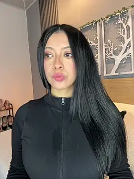 Valery Evaans online show from February 27, 3:51 am