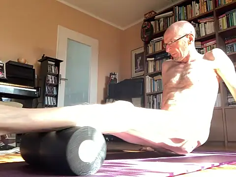 Bula94193 online show from March 30, 9:33 am