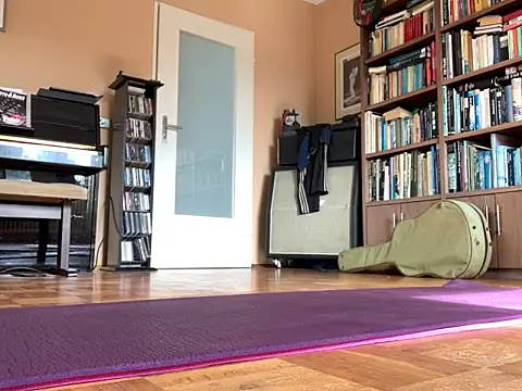 Bula94193 online show from April 3, 11:05 am