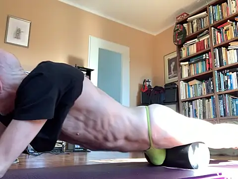 Bula94193 online show from March 19, 10:26 am