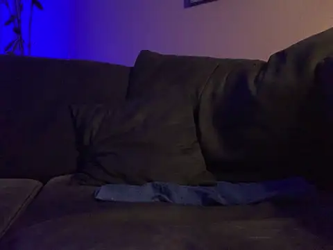 Bula94193 online show from March 22, 10:33 pm