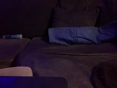 Bula94193 online show from March 18, 10:21 pm