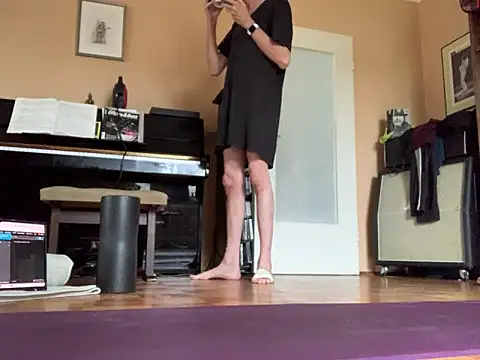 Bula94193 online show from October 21, 9:52 am