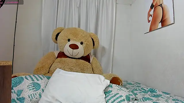 Snapshot of sweet_amalia4 chatting on September 16, 2:34 am sweet amalia4 online show from September 16, 2:34 am