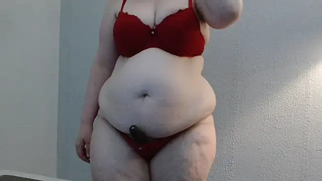 Snapshot of desiree1981 chatting on July 14, 11:49 am desiree1981 online show from July 14, 11:49 am