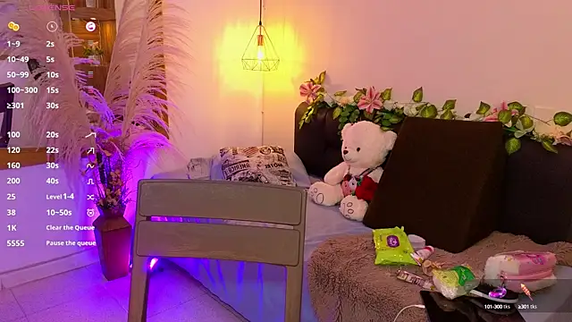 Snapshot of Hannah_williams1 chatting on September 10, 8:41 pm Hannah williams1 online show from September 10, 8:41 pm