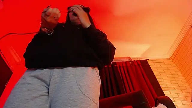 NYX1126 online show from March 17, 11:35 am