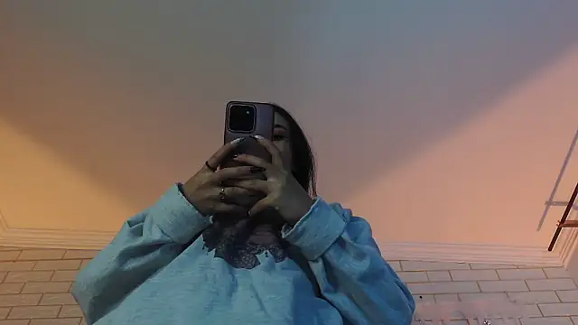 NYX1126 online show from December 17, 11:15 am