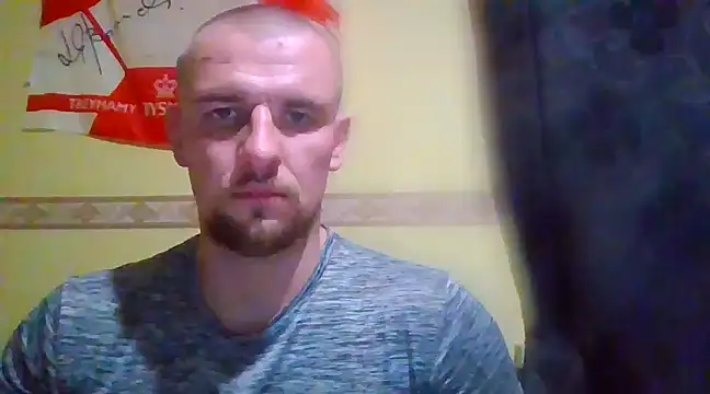 Regularfucker28 online show from December 16, 10:56 pm