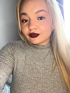 Naiara Sex  online show from April 23, 8:32 pm