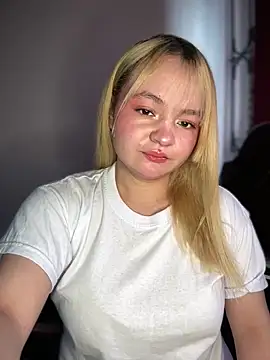 Naiara Sex  online show from May 28, 7:20 pm