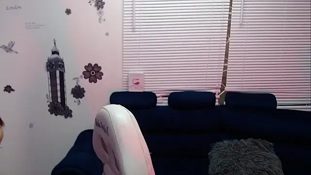Snapshot of Naiara_Sex_ chatting on February 25, 12:27 pm Naiara Sex online show from February 25, 12:27 pm