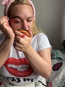 Naiara Sex  online show from April 13, 5:28 pm