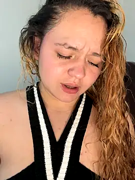 Naiara Sex  online show from November 5, 10:02 pm