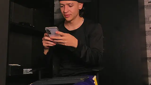 Dimitri higth420 online show from November 25, 2:06 pm