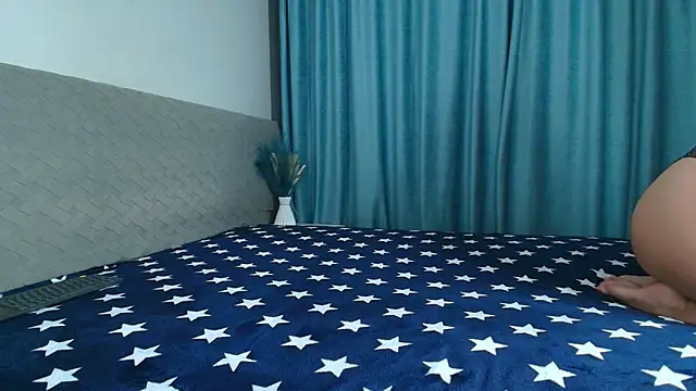 ElizaaXO online show from September 30, 4:46 pm
