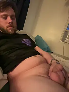 seantolliver57378 online show from February 7, 11:46 pm
