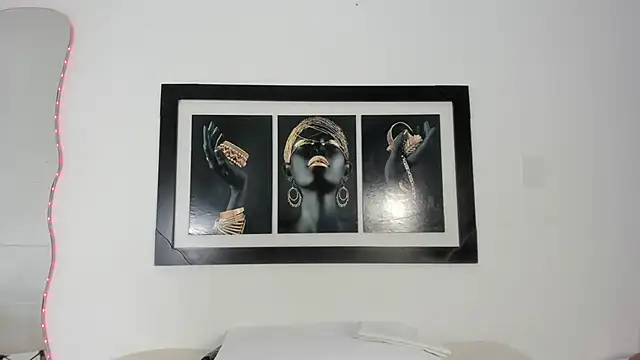 zoee lovv online show from September 13, 3:06 am