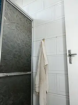 annybarros21 online show from October 6, 12:39 pm