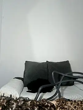 annybarros21 online show from September 26, 4:19 am