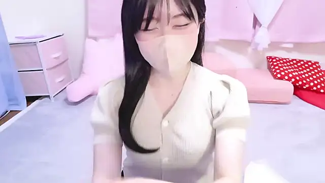 Snapshot of Yurie_ chatting on March 1, 11:17 am Yurie online show from March 1, 11:17 am
