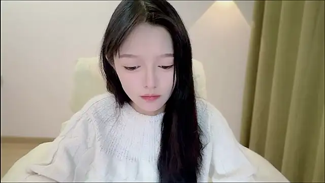 xiaodaibabyy online show from November 6, 2:43 pm