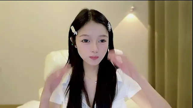 xiaodaibabyy online show from October 30, 6:44 am