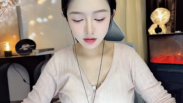 Snapshot of xiaodaibabyy chatting on February 13, 4:50 pm xiaodaibabyy online show from February 13, 4:50 pm